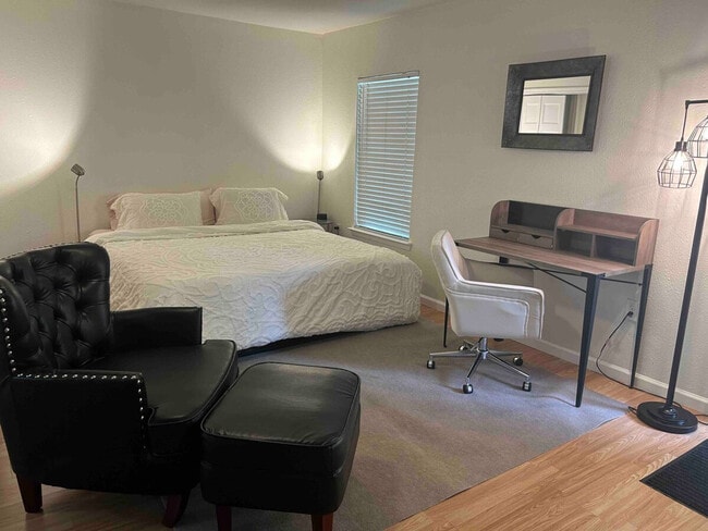 Photo - 1607 Clifford Ave Unidad SI ID1579528P