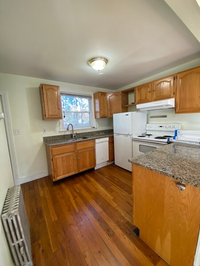 Photo - 314 Webster St Unit A