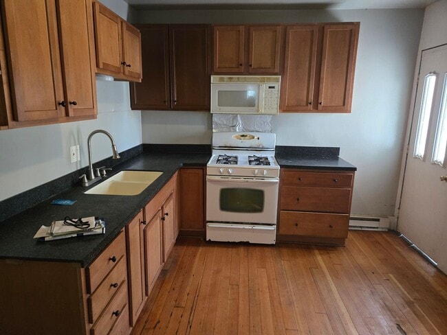 Building Photo - 92 Fitch Ave Unit 92 Fitch Ave Apt 1