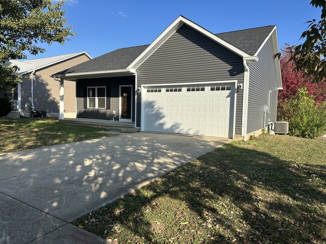 Building Photo - 3525 S Wickens St