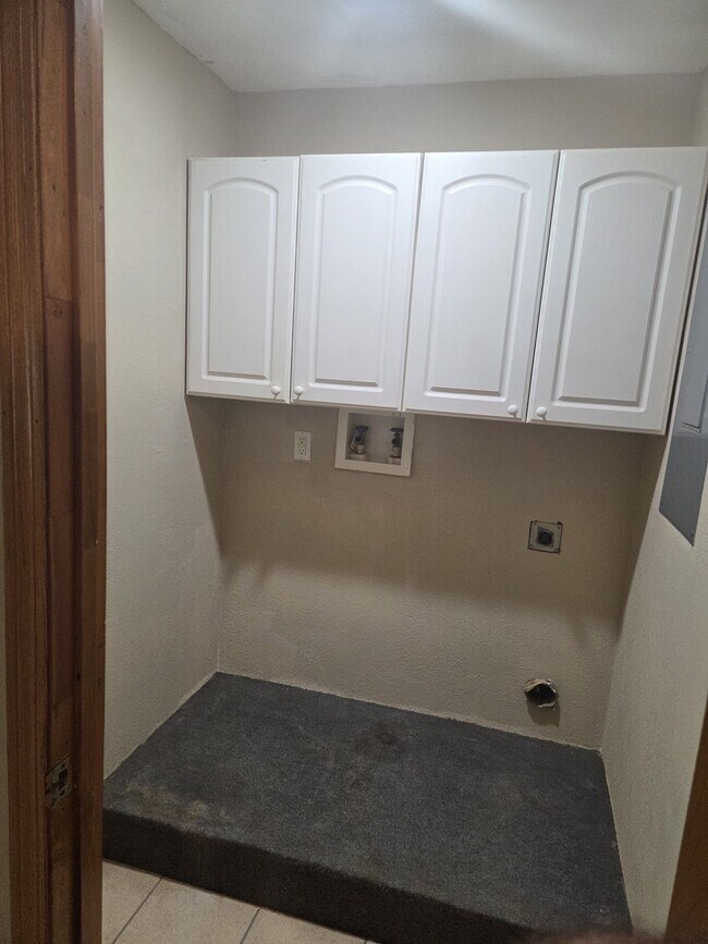 Photo - 25667 Buckley Ln Unit B