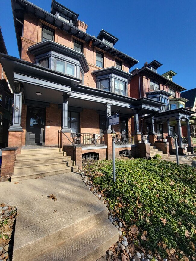 Photo - 4619 Cedar Ave Unit 1