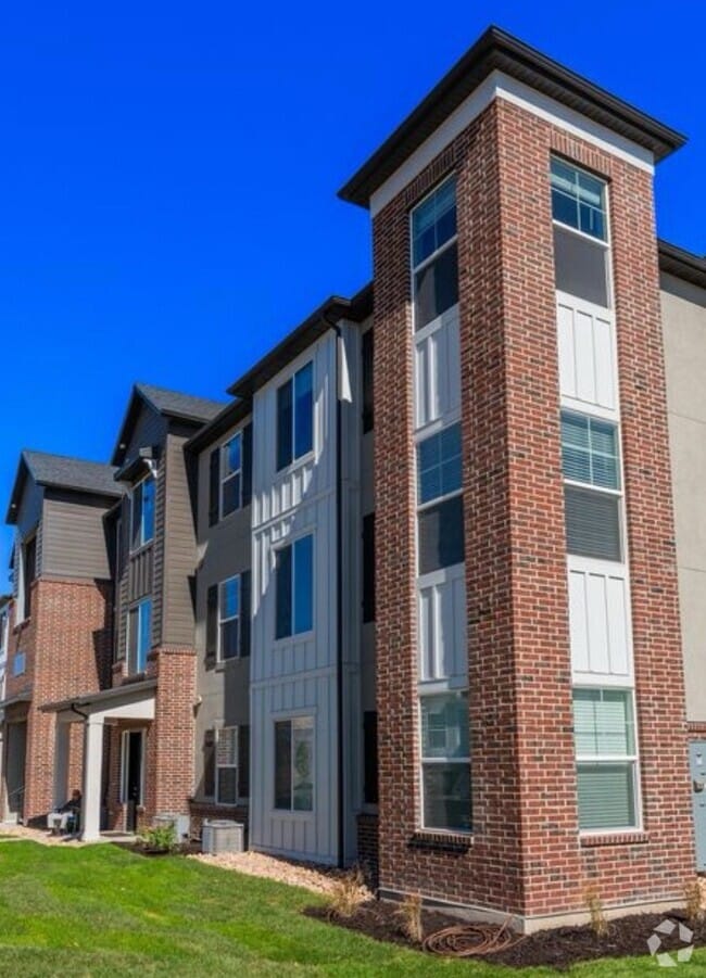 Building Photo - Primary on Pratt Rental