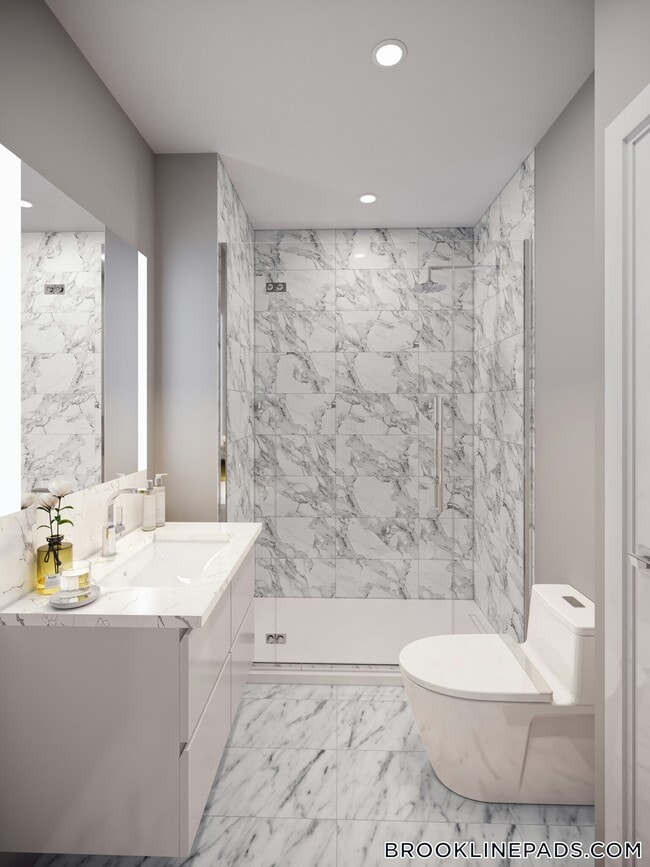 Photo - 1578 Beacon St Unidad 102