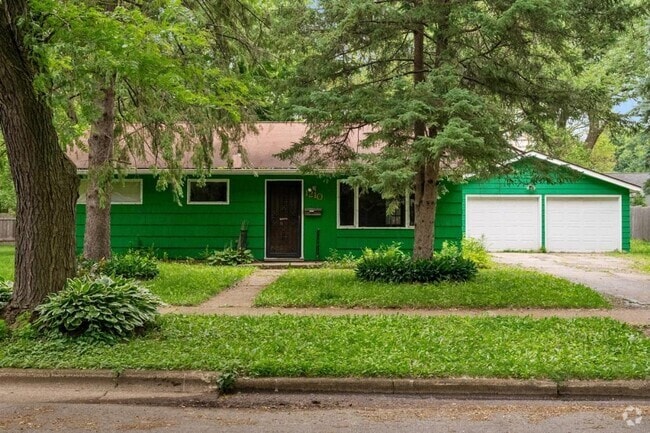 Building Photo - 1210 Blaine Dr Rental