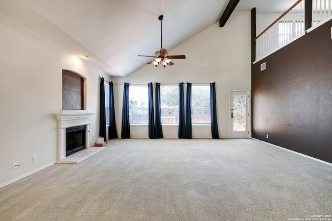 Photo - 8706 Redwood Bend