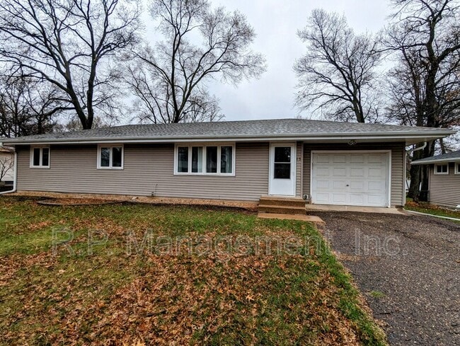 Photo - 15 103rd Ave NW Casa