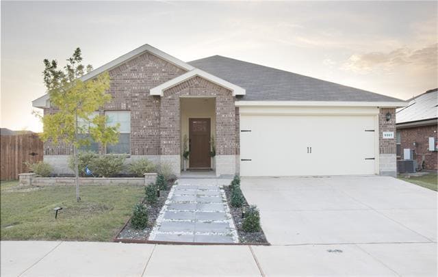 Building Photo - 9501 Mountain Mint Dr