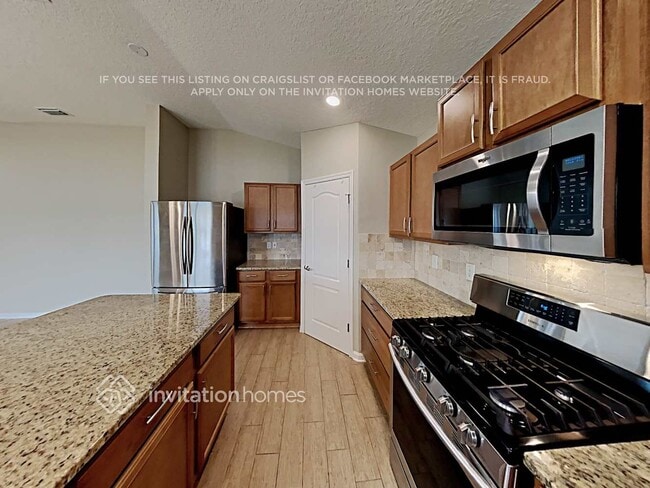 Photo - 78 Fallen Oak Tr