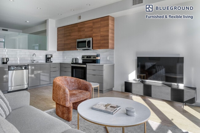 Photo - 2000 Fifth St Unit FL4-ID1505