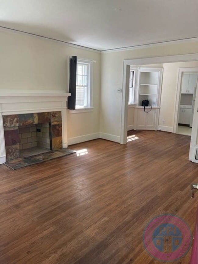 Photo - gre8435 Unit 2340