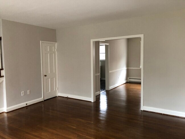 Photo - Park Lynn Apartments