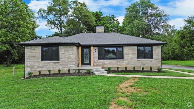 Building Photo - For Sale or Rent – Fully Renovated Stone R... Rental