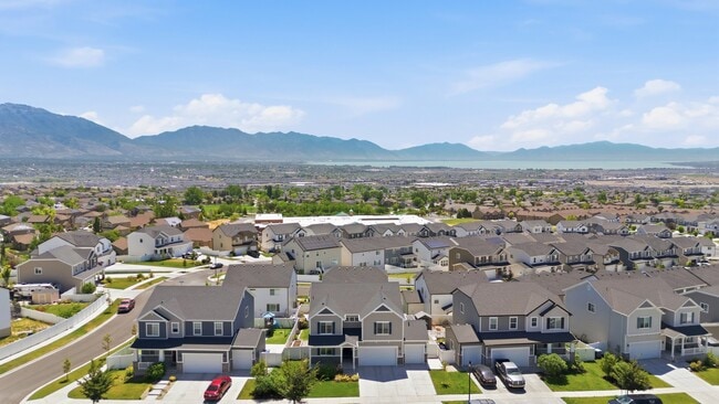 Photo - 2208 N Elderberry Dr