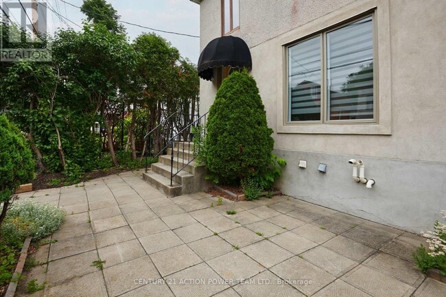 Photo - 58 Vaughan St