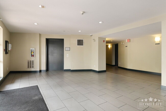 Modern & Spacious 2 Bedroom, 2 Bathroom Condo in Central Chilliwack