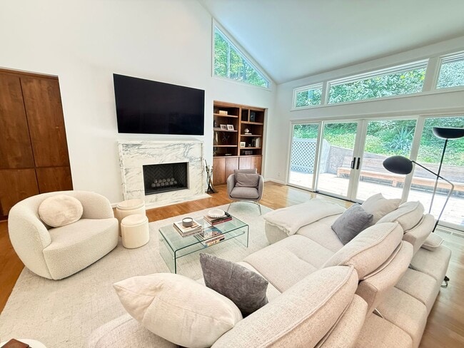 Photo - Mid Century Modern!!!