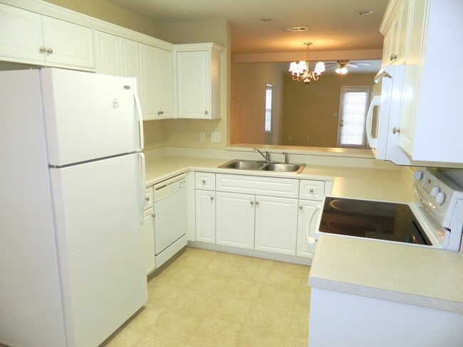 Photo - 2014 Kennesaw Way