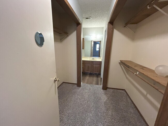 Photo - South 7th Street - 423