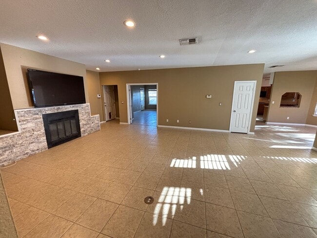 Photo - Stunning 3Bed/2Bath/2Car 1st Floor Condo with Private Yard, and Luxurious Amenities! $300 Off Mov...