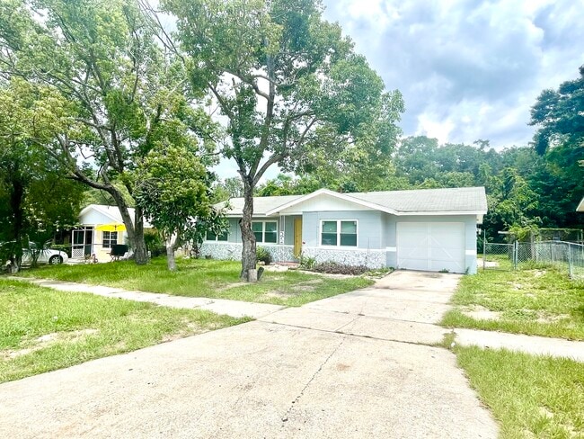 Building Photo - 1813 Grimke Ave Rental