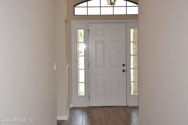 Photo - 2043 Capistrano Dr