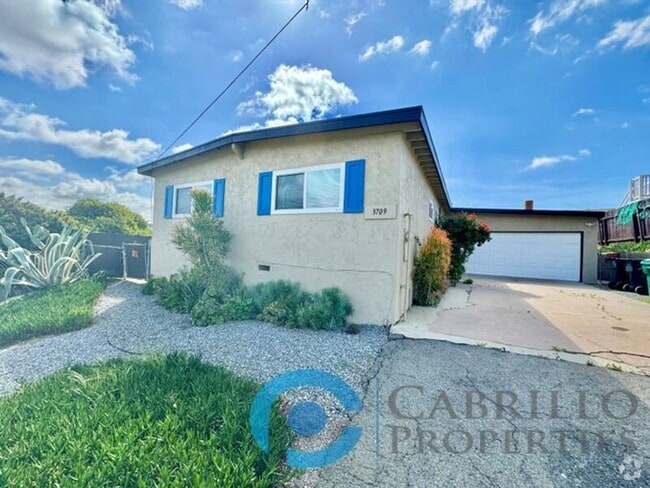 Building Photo - 3707 Cedar St Rental