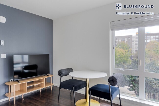 Photo - 5001 Brooklyn Ave NE Unit FL3-ID917