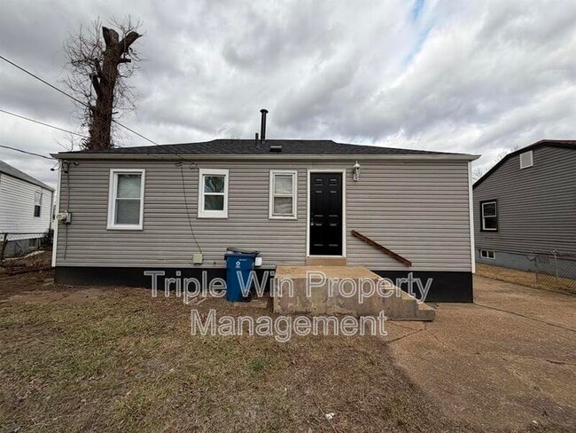 Photo - 8138 Blanchard Dr