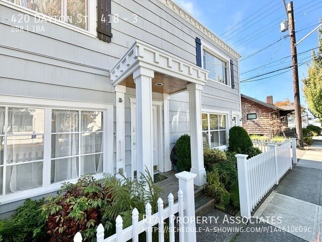 Building Photo - 420 Dayton St Unit 3