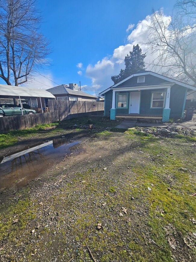 Photo - Newly Remodeled 2 Bedroom Home!