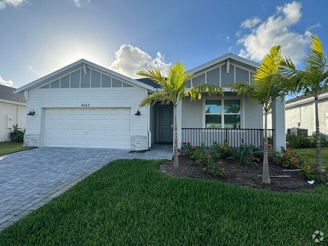Building Photo - 8643 Dahlia Cir Rental