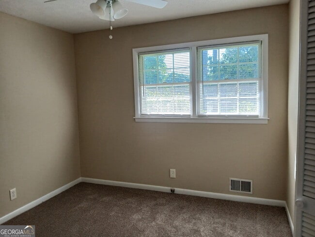 Photo - 8247 Spillers Dr SW