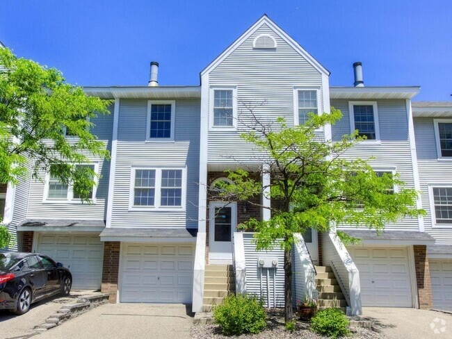 Building Photo - 10649 Sherman Drive Rental
