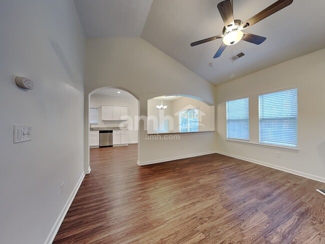 Photo - 1106 Carrington Pkwy