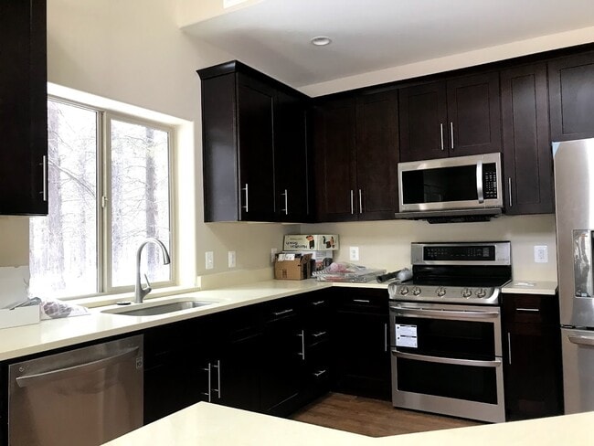 Photo - 921 Rainbow Mine Rd