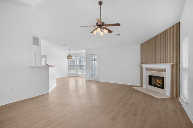 Photo - 8131 Mary Payton Dr