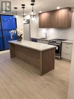 Photo - 33 Harbour Square Unit 1616