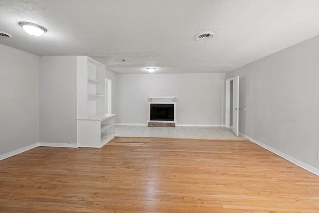 Photo - 8410 Bob White Dr