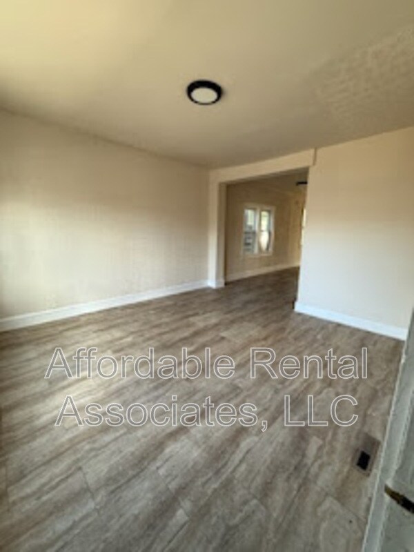 Photo - 1542 S 9th St Unit Lower