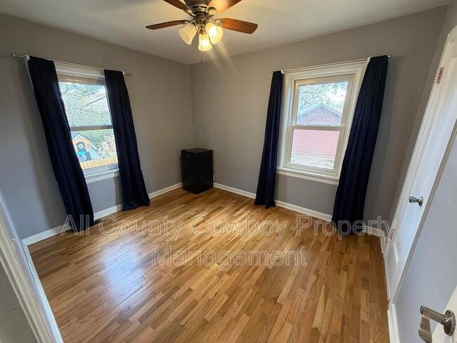 Photo - 1011 S 6th St