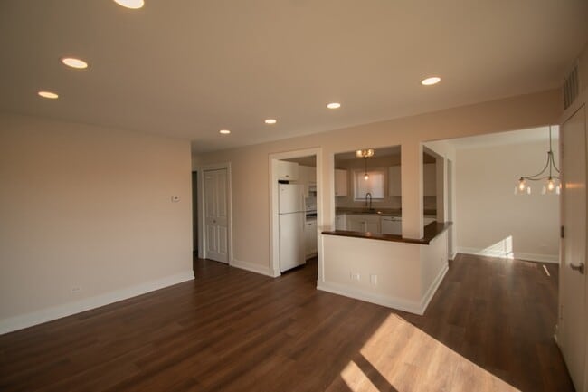 Photo - 14949 Lake View Dr Unidad 306