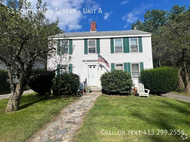 Building Photo - 3 Bedroom, 2 Bath Historic Home Located in... Unit A