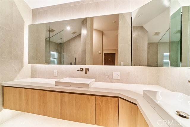 Photo - 1119 N Crestview Dr