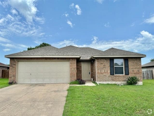 Building Photo - 318 Charleston Dr Rental