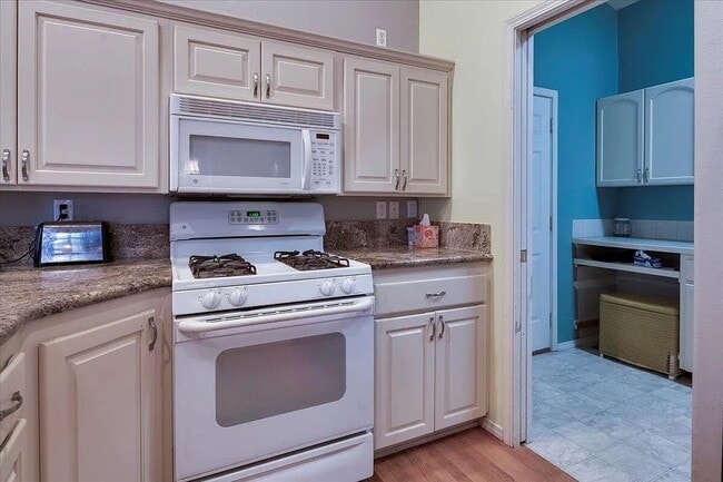 Photo - Sunny & Spacious 3BR/2BA Home with Fenced Yard