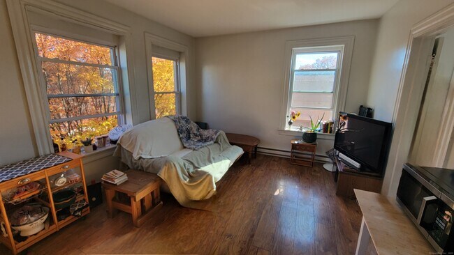 Photo - 255 Main St Unit F