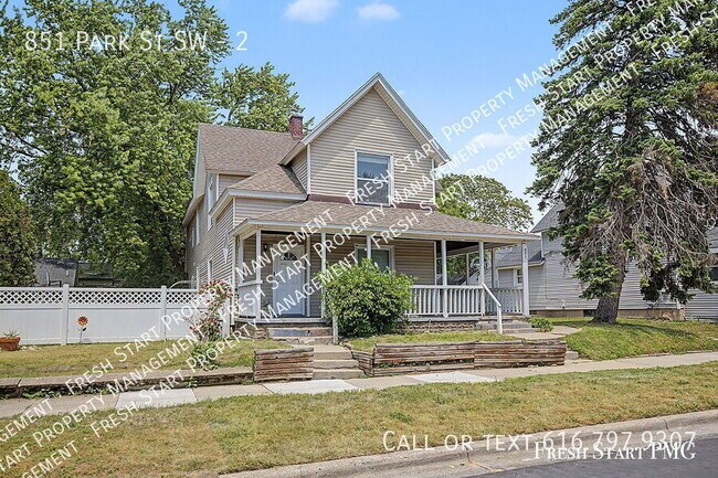 Photo - 851 Park St SW Unit 2