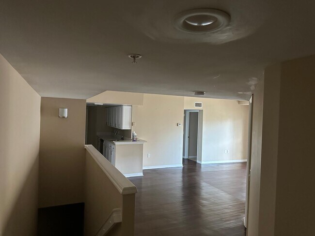 Photo - 4197 N Haverhill Rd Unit 215