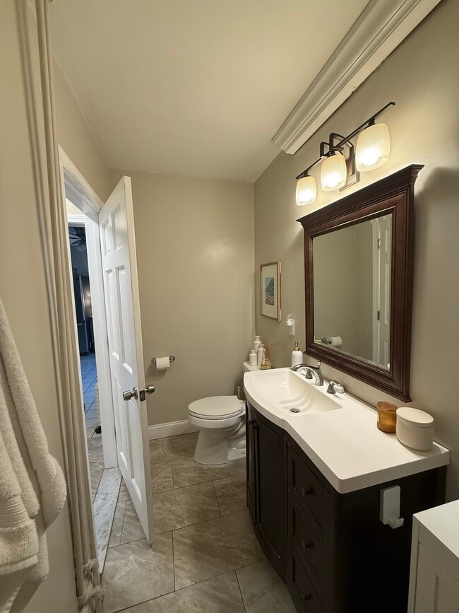 Photo - 5 Henshaw St